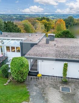 Charmantes Mehrfamilienhaus in ruhiger Lage mit viel Potential in Lohmar Honrath. - Lohmar