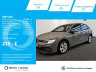 VW Golf, 1.5 TSI Life 150PS Dig, Jahr 2020 - Aschaffenburg