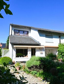 Wiesbaden: Split-Level-Reihenendhaus in Delkenheim! - Wiesbaden