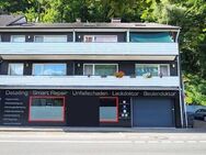 == H == 7 X FAMILIENWOHNHAUS SAMT STELLPLÄTZEN, HALLE UND BÜRO! == H == - Wuppertal