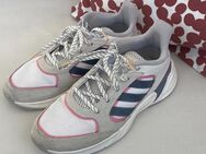 adidas Sneaker * Cloudfoam Comfort * Gr. 38 - Freising