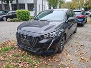 Peugeot 208, 1.2 Allure Pack Multimedia R, Jahr 2023 - Rüsselsheim