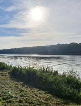 Neubau: Zwei moderne Doppelhaushälften - Erstbezug 2025. Ihr neues Zuhause erwartet Sie! - Averlak