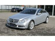 Mercedes-Benz E 350 CGI Avantgarde Leder/8xAlu/Lorinser/PDC - Adelheidsdorf