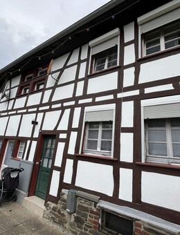 Denkmalgeschütztes Drei-Parteienhaus in Simmerath-Woffelsbach - Simmerath