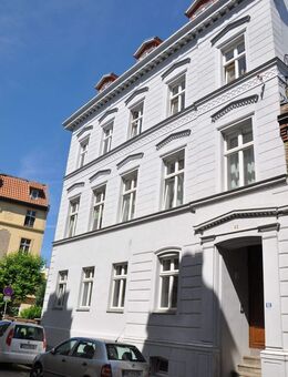 Moderne 4-Zimmerwohnung im 3.OG + DG, in der Stralsunder Altstadt - Stralsund