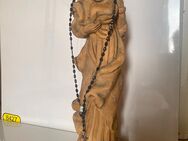 Madonna mit Kind geschnizt aus Holz - Bad Aibling