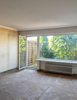 Sanierungsbedürftiges Mittelreihenhaus in Meckelfeld - Seevetal