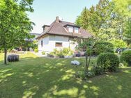 Wohnen in Pönitz: Gepflegtes Einfamilienhaus auf schönem Grundstück mit Carport und 3 Terrassen - Scharbeutz