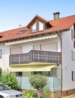 Charmante 2ZKB-Dachgeschoss-Wohnung mit 61 qm, Loggia, Kellerraum und Stellplatz in ruhiger Wohnlage - Stutensee