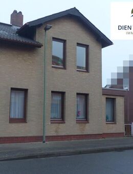 Dien Tohuus Immobilien bietet an: Einfamilienhaus mit Einliegerwohnung und Wohnung - Neumünster