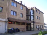 Gepflegt und sehr zentral gelegen: schicke kleine 2-Zimmer-Eigentumswohnung mit überdachten Balkon, Garage und Stellplatz in Spenge-Mitte - Spenge