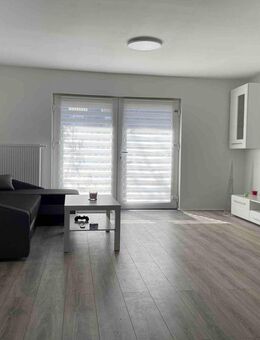 Monteur- Handwerkerzimmer, Gartennutz.+ Grillen, bis 6 Personen, 30,- EUR Nacht/Person - Lübeck