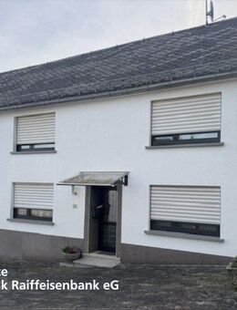 Wohnhaus mit zusätzlichem Wiesengrundstück - Morbach