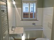 2 Zimmer Wohnung, neu saniert, EG Hochparterre, Katharinenstr. 28 - Weißenfels