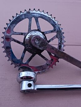 Kurbelgarnitur Glockenlager Welle DDR tretlager oldtimer 165/44 - Frankfurt (Main)