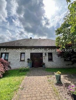 Zweifamilienhaus mit Ausbaureserve in Wadrill - PV-Anlage - Garten - Keller - Wadern