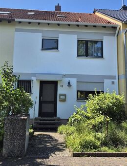 Wohnhaus in Toplage mit Garage -Maxdorf - Maxdorf