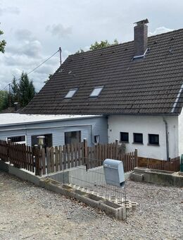Großzügiges Wohnhaus mit Einliegerwohnung in naturnaher Umgebung! - Windeck