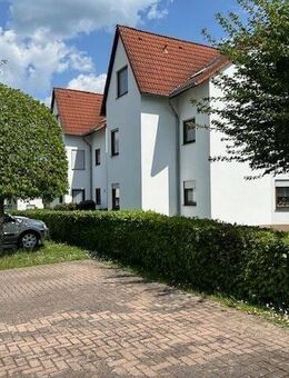 "Eigentumswohnung" in sehr schöner (Stadt-)Randlage von Rotenburg a. d. Fulda, 3 Zimmer, Küche, Bad, Balkon, 2 PKW-Stellplätze - Rotenburg (Fulda)