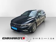 VW Passat Variant, 1.5 TSI Elegance R-Line IQ-LIGHT, Jahr 2023 - Arnstadt