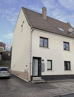 Kapitalanlage mit 3 Wohneinheiten Citynah in Püttlingen - Püttlingen