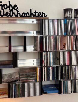 CD Regal im modernen Design - Mülheim (Ruhr)
