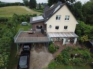 Schmuckes Einfamilienhaus mit Einliegerwohnung und Doppelcarport im Hamburger Speckgürtel - Poggensee