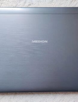 Laptop 17 Zoll von Medion mit Windows 11 / VB 239 € - Berlin