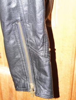 Lederjacke für Bikerlady günstig abzugeben VB 20 € - München Pasing-Obermenzing