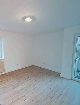 FRISCH RENOVIERT: Helle 3-Zimmer-Wohnung mit sonnigem Balkon - Diepholz