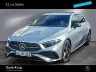 Mercedes A 200, Kompakt AMG NIGHT SPUR, Jahr 2024 - Kiel