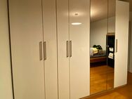 Kleiderschrank PAX von Ikea - Knonau