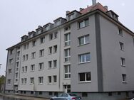 Sanierte 4-Zimmer-Wohnung mit Abstellraum im Erdgeschoss in 97082 Würzburg, Zellerau - Würzburg