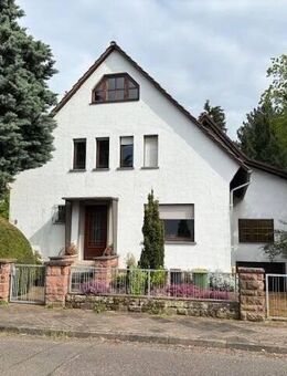 Geräumiges Traumhaus mit Garten in ruhiger Lage in Innenstadtnähe - Hanau (Brüder-Grimm-Stadt)