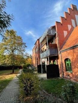 3 Zi DG Wohnung mit Balkon u. Klimaanlage in begehrter Wohnlage zu vermieten - Zerbst (Anhalt)
