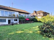 ""schönes Zwei-Familienhaus in bester Blicklage in Taunusstein"" - Taunusstein