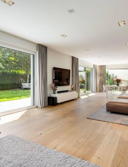 Rarität: Luxuriöse Bauhaus-Villa im besten München-Obermenzing - München