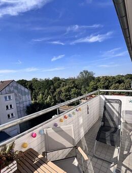 Provisionsfrei Sonnige Wohnung mit Balkon am Volkspark Friedrichshain - Berlin