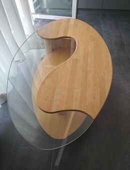 Couchtisch oval massive Eiche Holz mit Glaseinsatz, Dreifuß - Bad Dürkheim