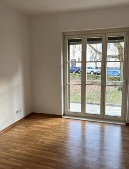 Bezugsfreie Eigentumswohnung in ruhiger Lage in Berlin-Zehlendorf + Balkon - Berlin
