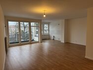 Erstbezug nach Sanierung / Mitten in Fürstenwalde / Offene Wohnküche / Balkon / Fahrstuhl - Fürstenwalde (Spree)