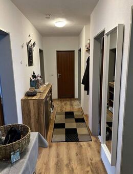 Helle 3-Zimmer-Wohnung in ruhiger Lage von Solingen-Gräfrath - Solingen (Klingenstadt)