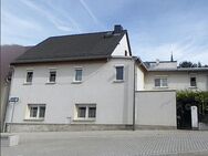 Preisfaires Haus in Osterfeld mit Dämmung und schönem Dach - Osterfeld