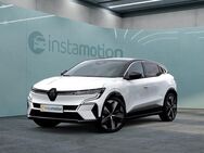 Renault Megane, E-Tech electric Techno EV60 8-fach b, Jahr 2023 - München