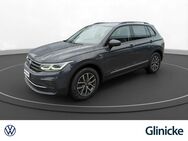 VW Tiguan, 1.5 TSI Life SiHz, Jahr 2021 - Weimar