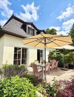 Exklusive Stadtvilla KfW 40 mit Stil und Komfort - Cadolzburg