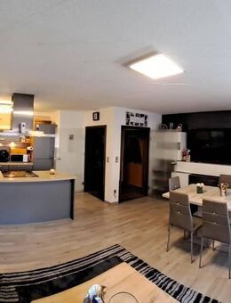 3 Zimmer-Wohnung in Bogen mit Ortsrandlage --- ruhig und modern --- sehr gepflegt! - Bogen