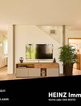 Doppelhaushälfte mit modernisierter Innenausstattung und liebevollem Garten - Leutenbach (Baden-Württemberg)