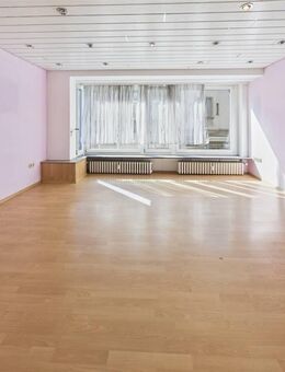 Gepfl. Wohnung mit Balkon und großem Garten - Mannheim
